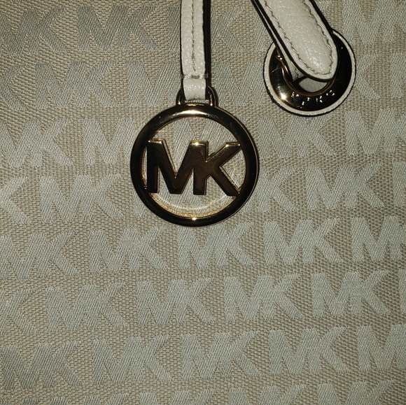 NWT Michael Kors Tote Bag - Picture 8 of 10